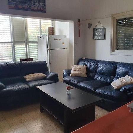 רחובות 2 Bedroom Apartment In Batiya Makov Shared Rooms מראה חיצוני תמונה